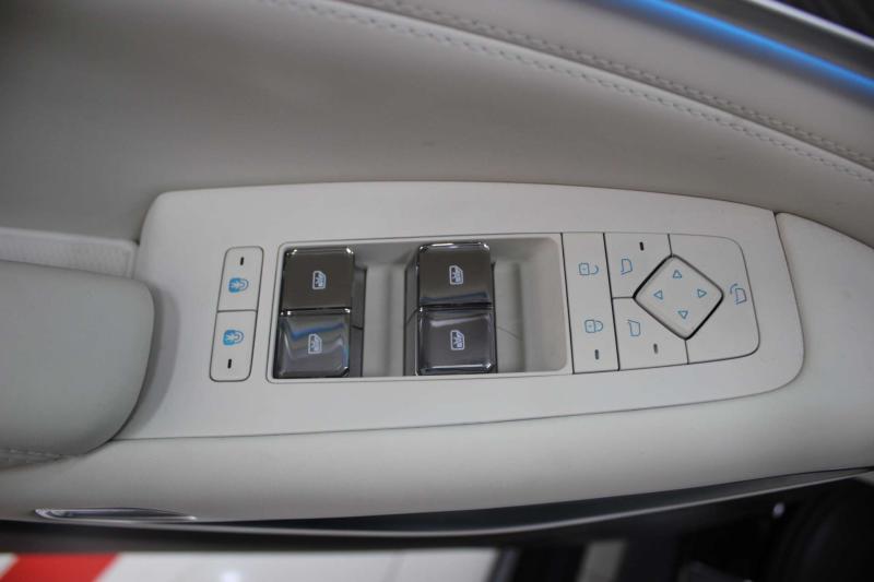 Denza N9 1 поколение 2.0 л. 925 л.с. (680 кВт) 