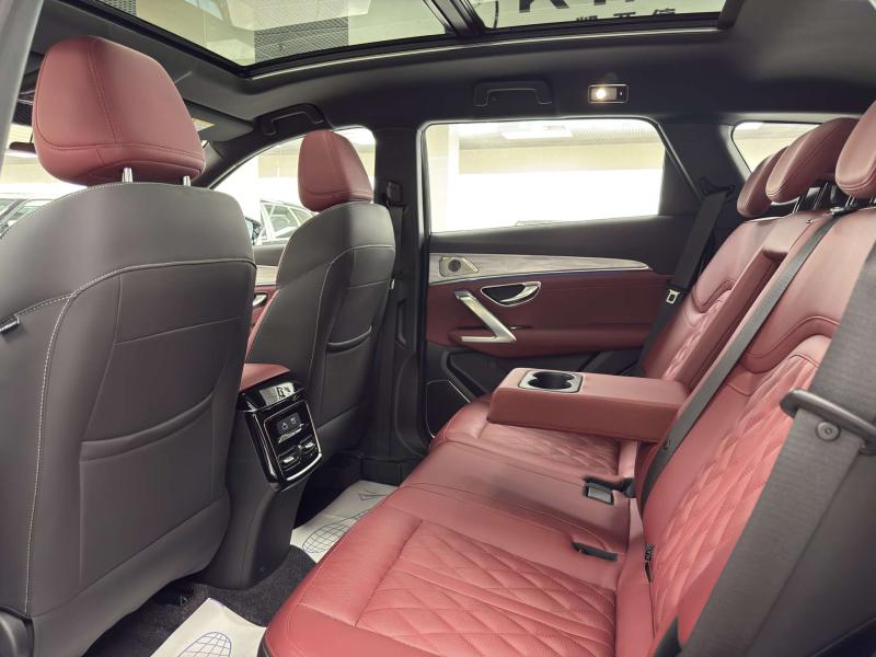 Jetour X70 PLUS I Рестайлинг Бензин 1.6 л. 190 л.с. робот передний