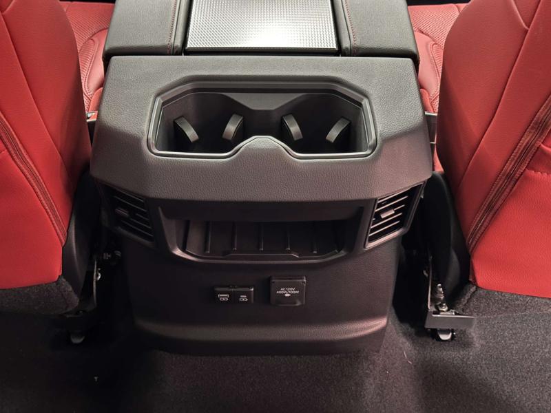 Toyota Tundra III Гибрид 3.4 л. 437 л.с. автомат задний