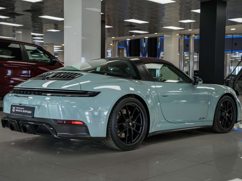 Porsche 911 VIII (992) Рестайлинг Гибрид 3.6 л. 541 л.с. робот полный