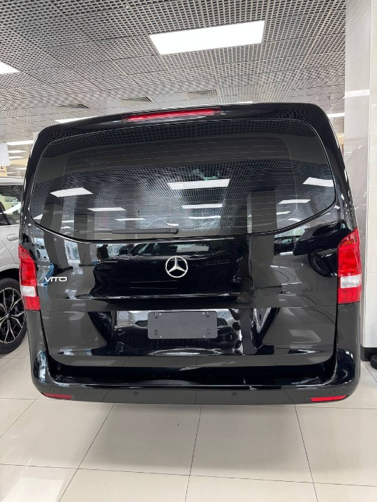 Mercedes-Benz Vito III (W447) Бензин 2 л. 211 л.с. автомат задний