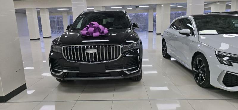 Geely Monjaro  Бензин 2 л. 238 л.с. автомат полный