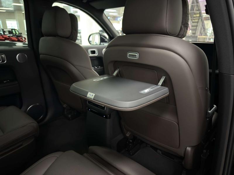 LiXiang L9 I Рестайлинг Гибрид 1.5 л. 449 л.с. автомат полный