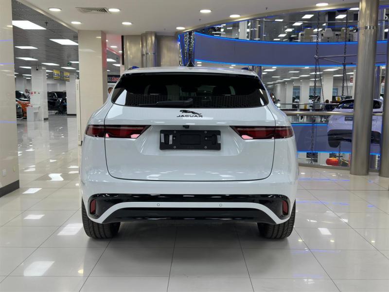 Jaguar F-Pace 1 поколение [рестайлинг] 2.0 л  4WD АКПП (249 л.с.)