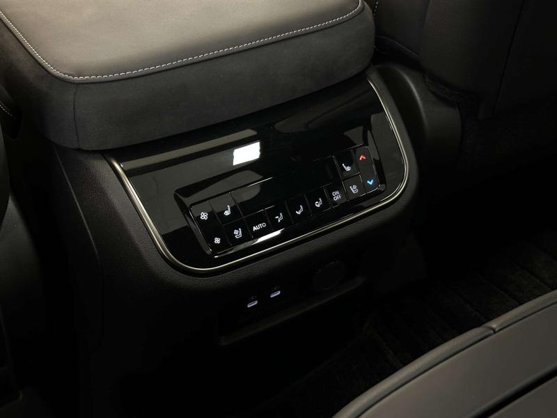 Infiniti QX80 2 поколение 3.5 AT 4WD (450 л.с.)