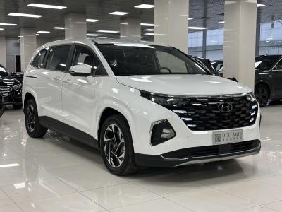 Hyundai Custo