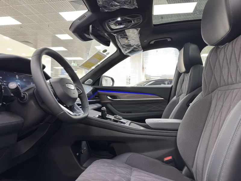 Geely Monjaro 1 поколение [2 рестайлинг] 2.0 AT (272 л.с.)