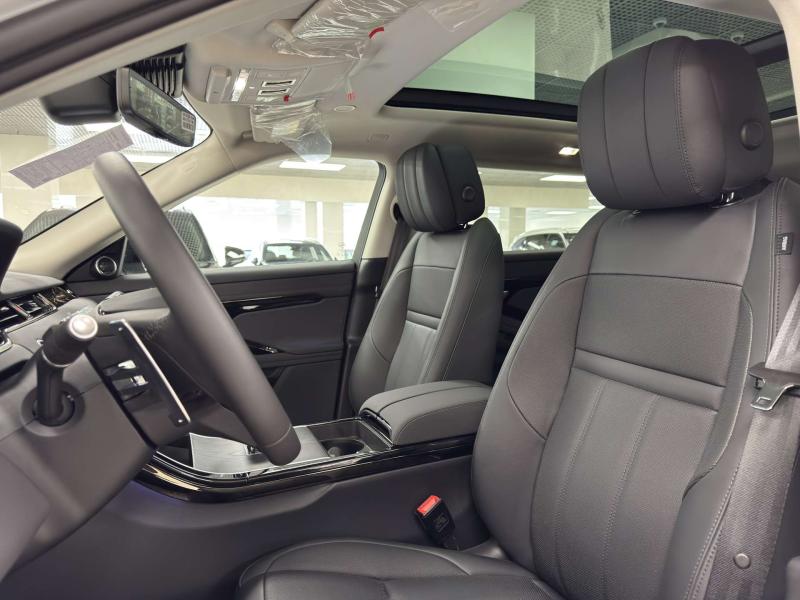 Land Rover Range Rover Evoque II Рестайлинг Бензин 2 л. 249 л.с. автомат полный