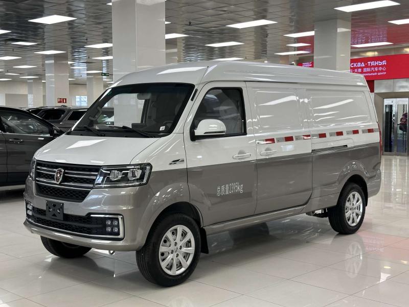 Jinbei Haise 1 поколение 2.2 MT (103 л.с.)