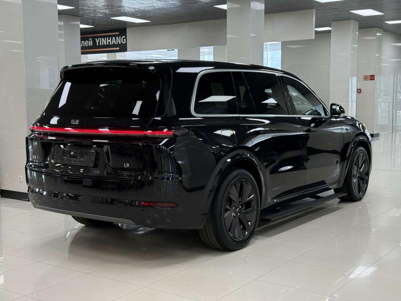 LiXiang L9 I Рестайлинг Гибрид 1.5 л. 449 л.с. автомат полный
