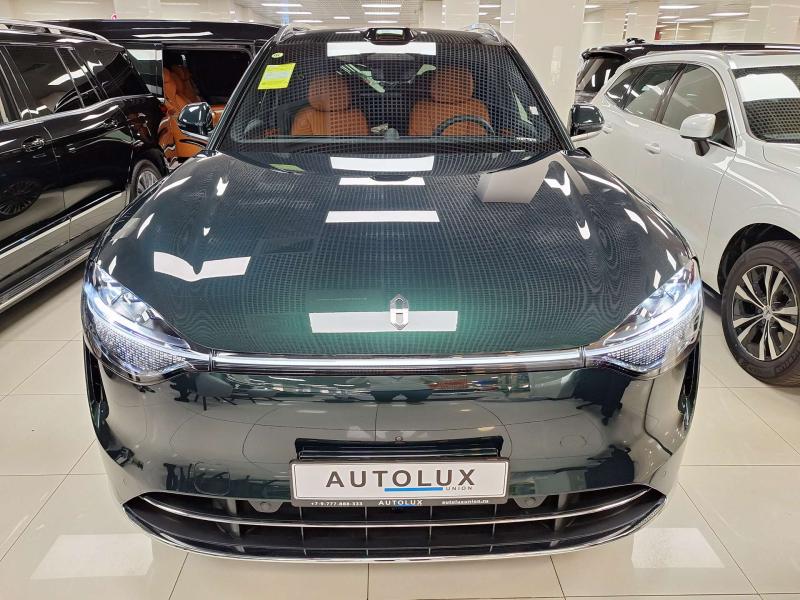 Aito M9  Гибрид 1.5 л. 496 л.с. автомат полный