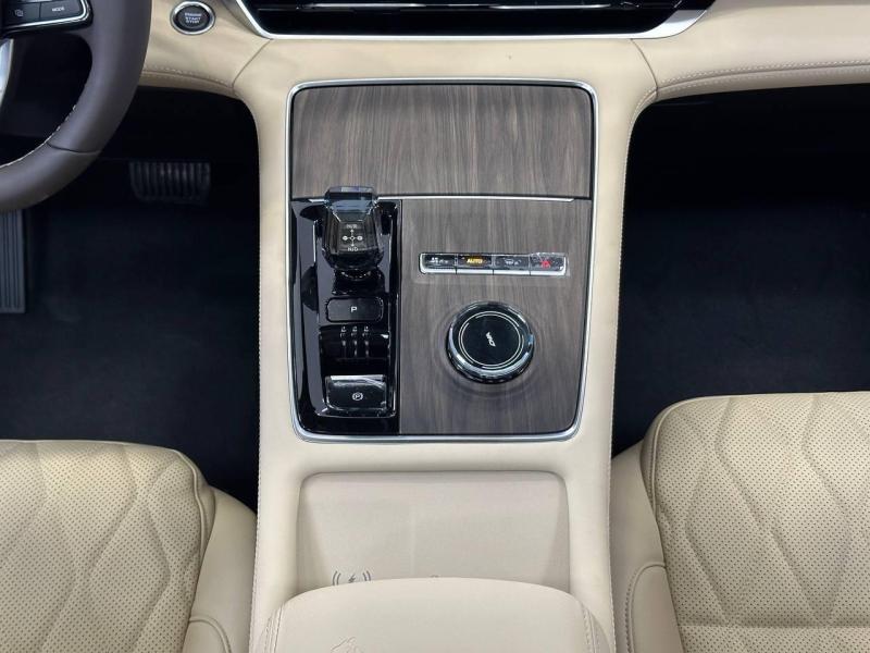 Geely Monjaro  Бензин 2 л. 238 л.с. автомат полный