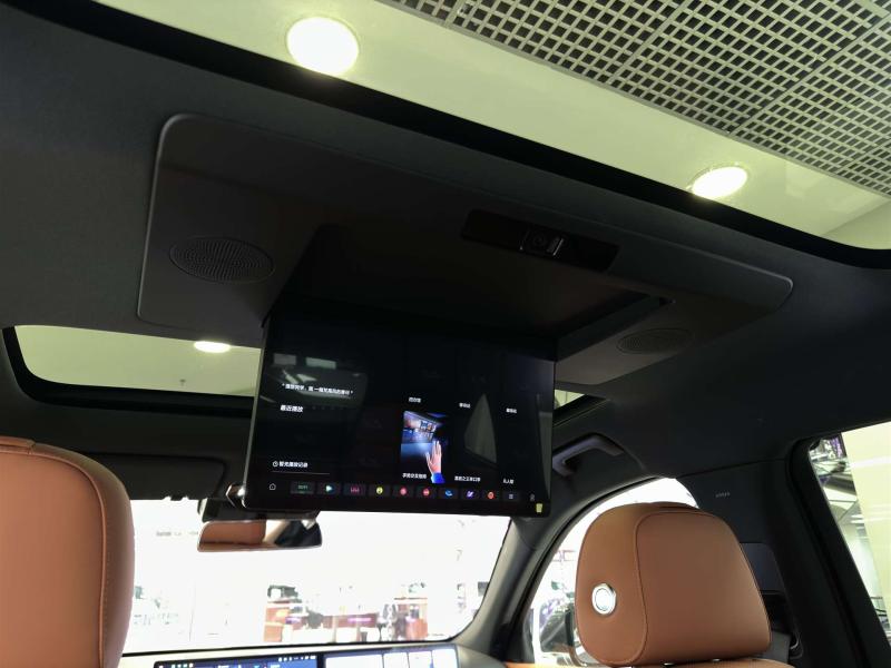LiXiang L7 I Рестайлинг Гибрид 1.5 л. 449 л.с. автомат полный