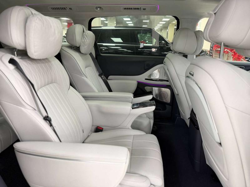 Voyah Dream  Гибрид 1.5 л. 394 л.с. автомат полный