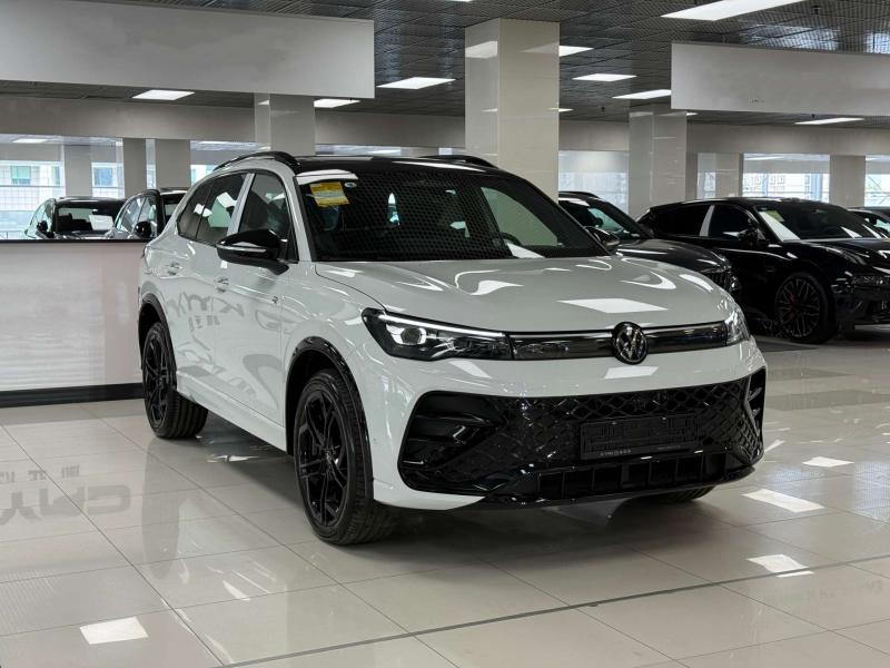 Volkswagen Tiguan III (China Market) Бензин 2 л. 220 л.с. робот полный