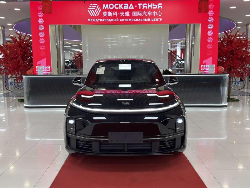 LiXiang L7 I Рестайлинг Гибрид 1.5 л. 449 л.с. автомат полный