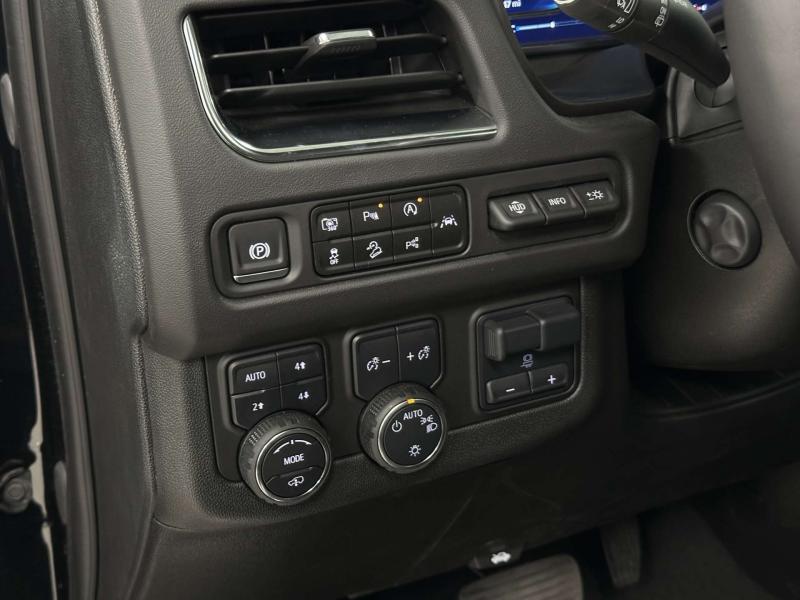 Chevrolet Suburban XIII Рестайлинг Бензин 6.2 л. 426 л.с. автомат полный