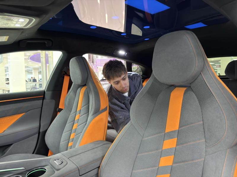Zeekr 001 I Рестайлинг Электро  789 л.с. автомат полный