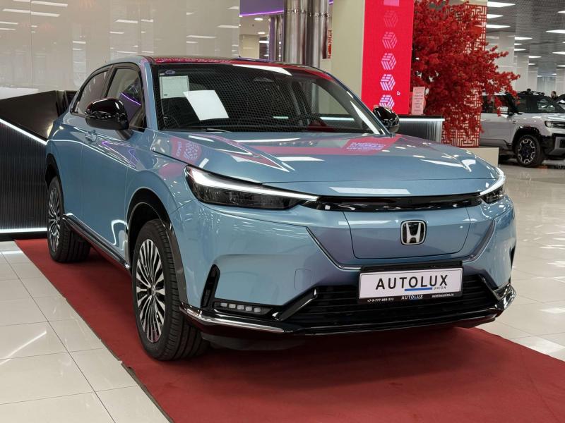 Honda e:NS1  Электро  182 л.с. (134 кВт) автоматическая передний