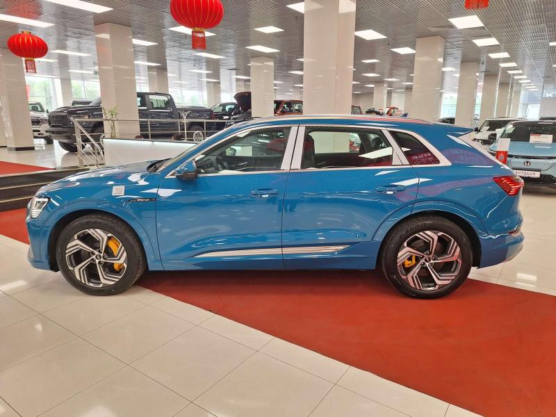 Audi e-tron I Электро  313 л.с. автомат полный