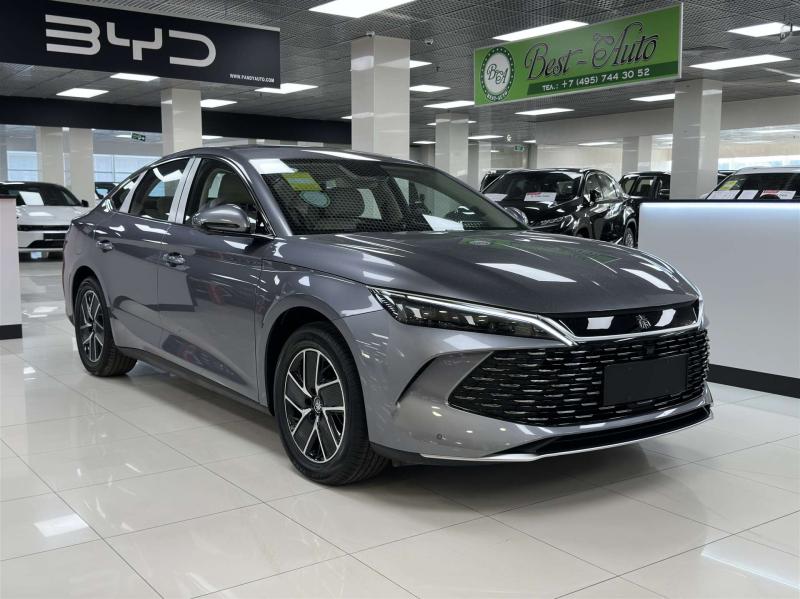 BYD Qin III Гибрид 1.5 л. 163 л.с. автомат передний