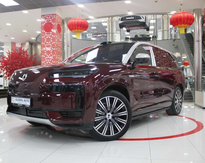 Denza N9 1 поколение 2.0 л. 925 л.с. (680 кВт) 