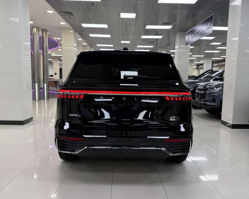 Geely Monjaro 1 поколение [2 рестайлинг] 2.0 AT (265 л.с.)