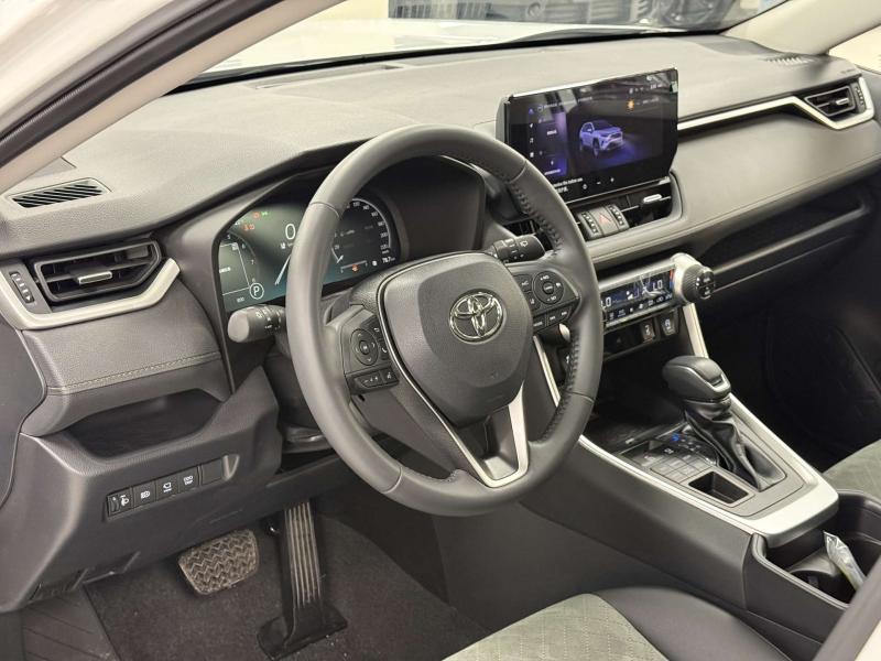 Toyota RAV4 5 поколение (XA50) 2.0 CVT 4WD (171 л.с.)