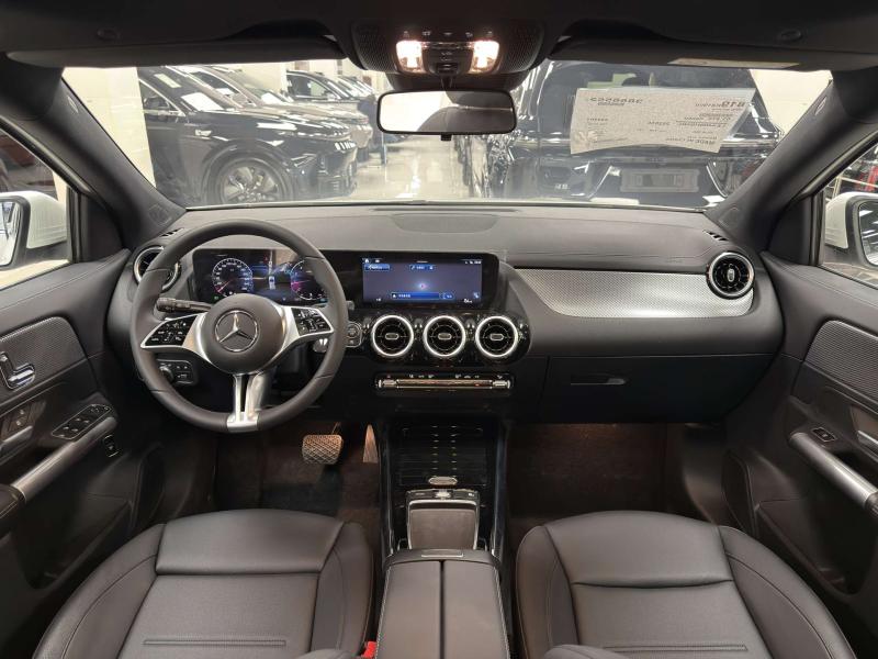 Mercedes-Benz GLA II (H247) Рестайлинг Бензин 2 л. 190 л.с. робот полный