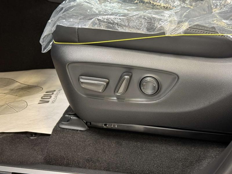 Toyota Land Cruiser 300 Series Дизель 3.3 л. 299 л.с. автомат полный