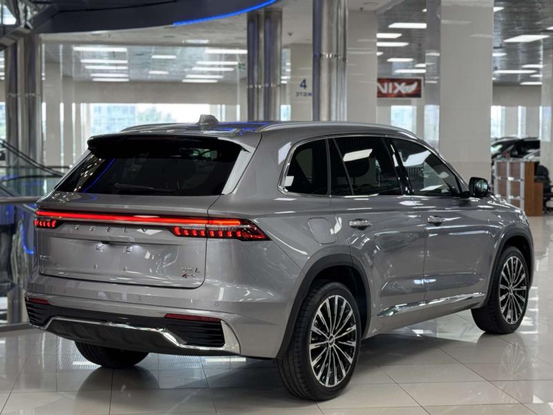 Geely Monjaro  Бензин 2 л. 238 л.с. автомат полный