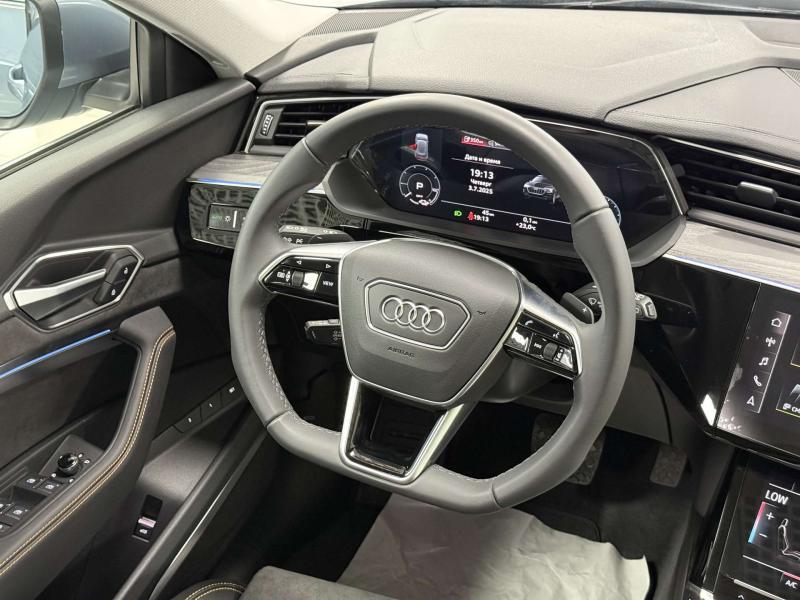 Audi e-tron I Электро  408 л.с. автомат полный