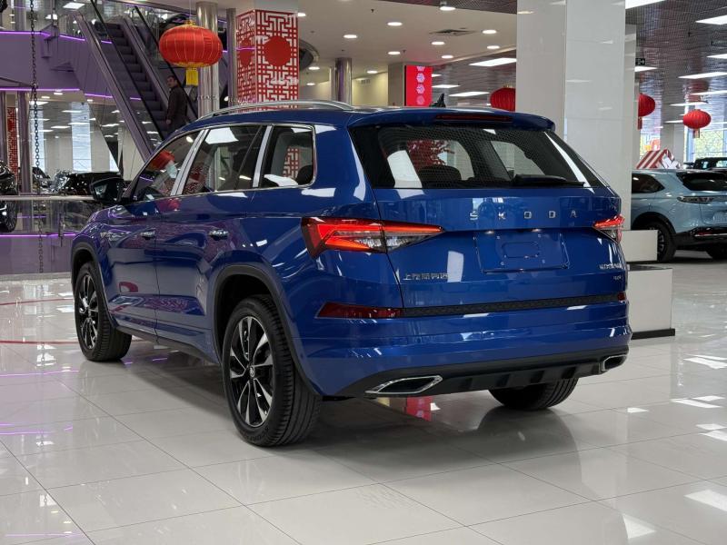Skoda Kodiaq II Бензин 2 л. 204 л.с. робот полный