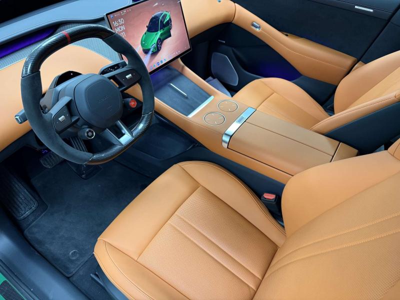 Xiaomi YU 7 1 поколение AT 4WD (690 л.с.)