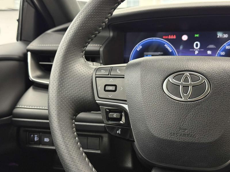 Toyota Camry IX (XV80) China Market Гибрид 2 л. 197 л.с. вариатор передний