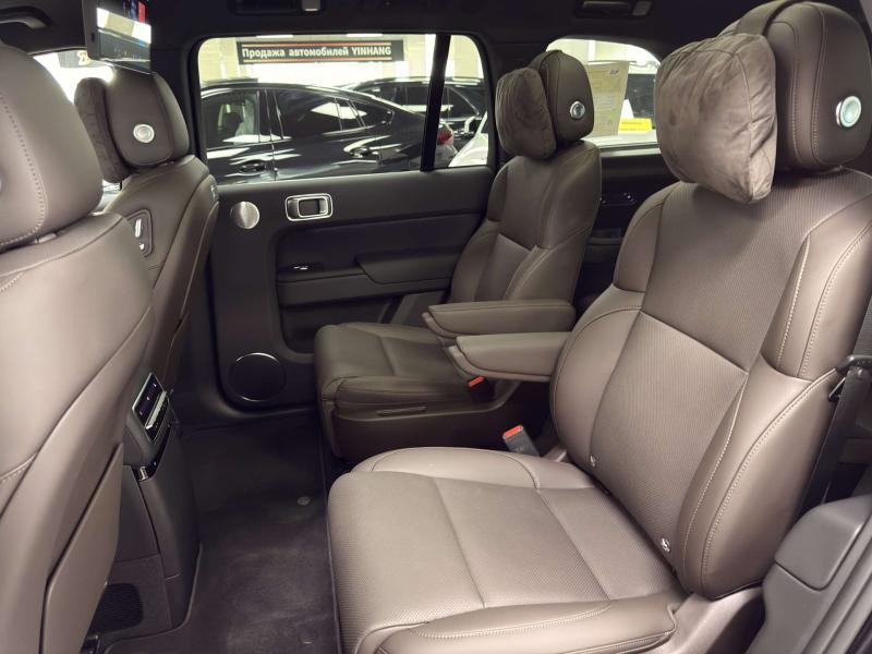 LiXiang L9 I Рестайлинг Гибрид 1.5 л. 449 л.с. автомат полный