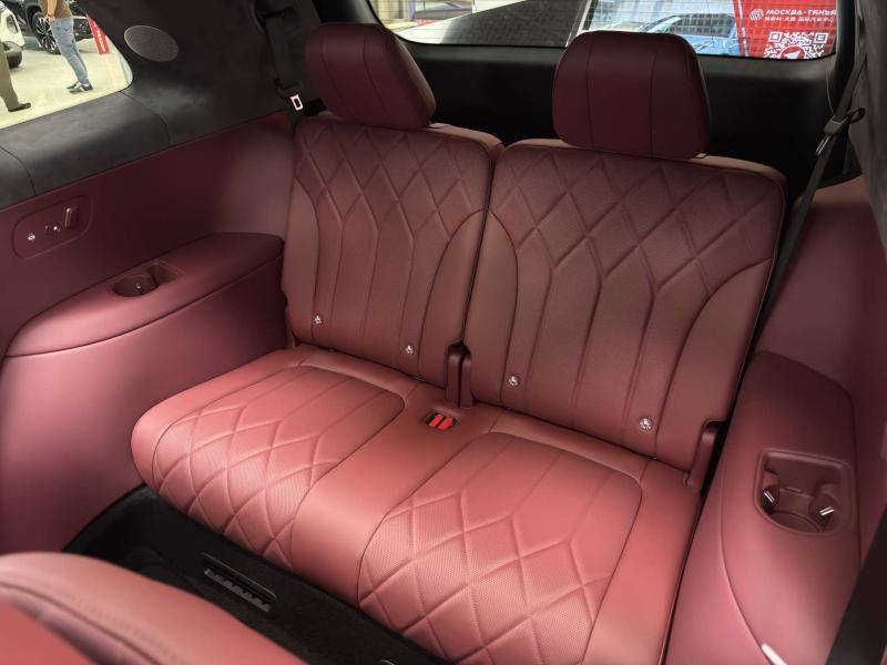 Aito M8 1 поколение 1.5h AT 533 л.с. (392 кВт) 