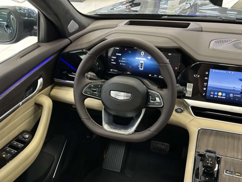 Geely Monjaro 1 поколение [2 рестайлинг] 2.0 AT (272 л.с.)