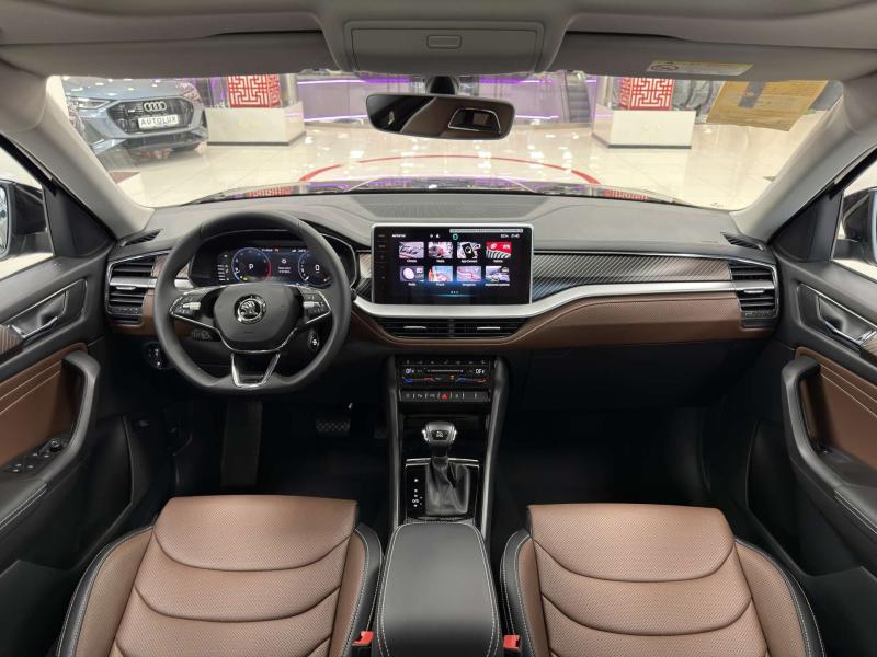 Skoda Kodiaq II Бензин 2 л. 204 л.с. робот полный