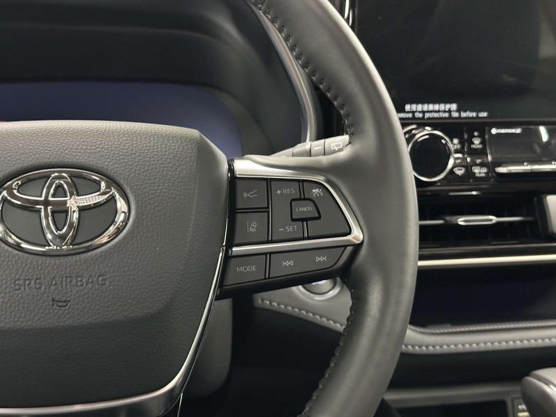 Toyota Highlander IV (U70) Бензин 2 л. 248 л.с. автомат полный