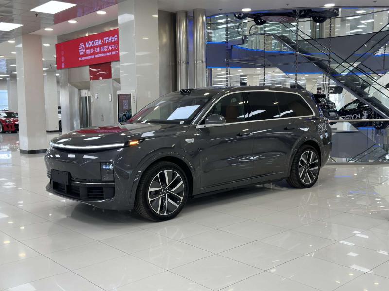 LiXiang L9 I Рестайлинг Гибрид 1.5 л. 449 л.с. автомат полный