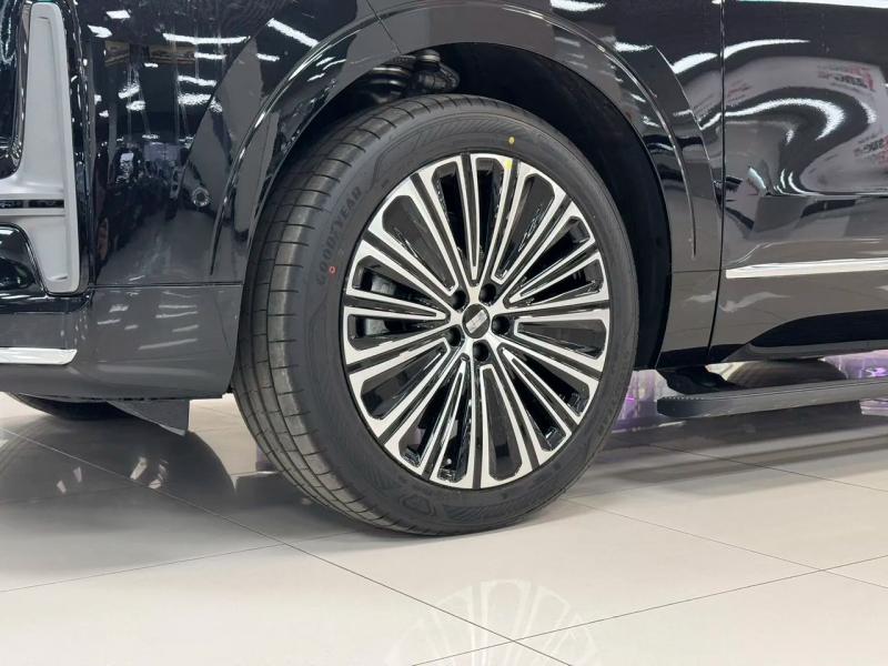 Geely Galaxy M9 1 поколение 1.5 л, 870 л.с., гибрид