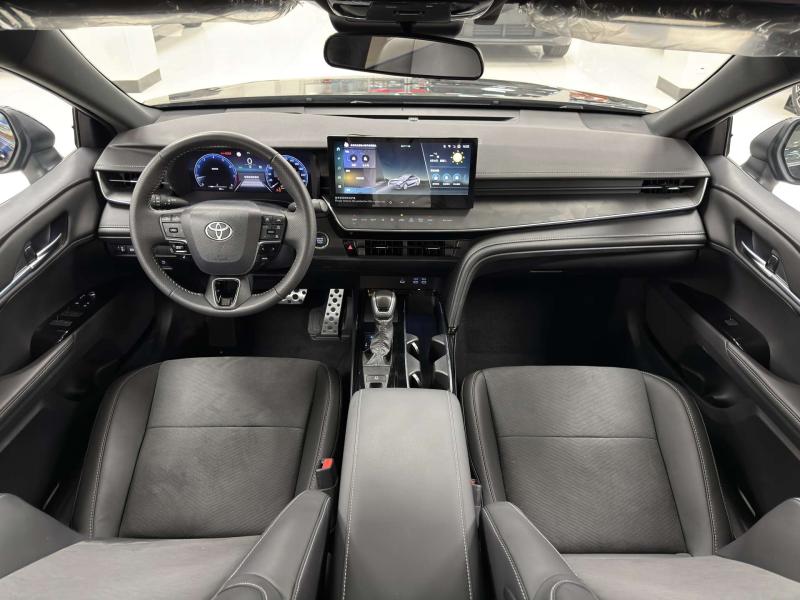 Toyota Camry IX (XV80) China Market Гибрид 2 л. 197 л.с. вариатор передний