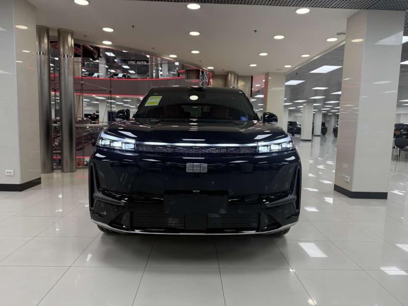 Geely Galaxy M9 1 поколение 1.5 л, 870 л.с., гибрид