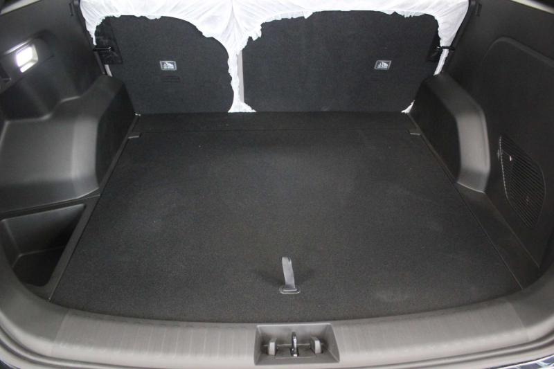 Geely Atlas Pro  Бензин 1.5 л. 177 л.с. автомат передний