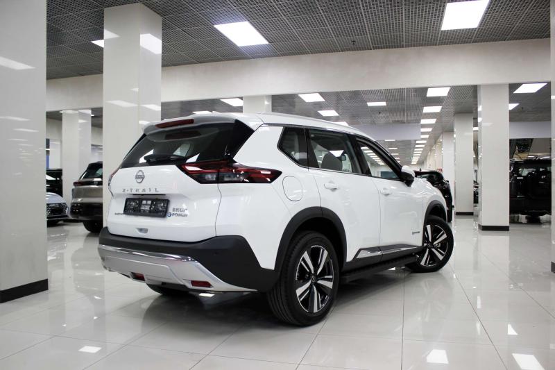 Nissan X-Trail T33  1.5 л / 144 л.с. / Гибрид