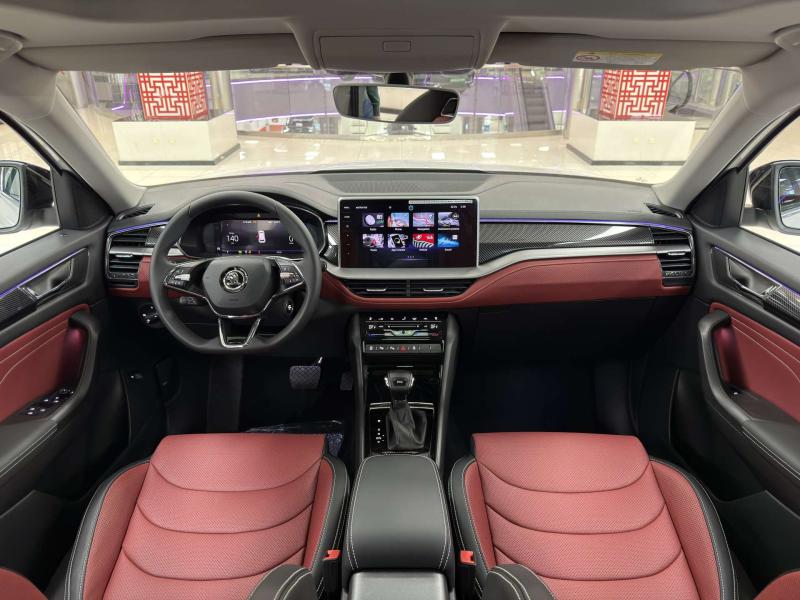 Skoda Kodiaq II Бензин 2 л. 204 л.с. робот полный