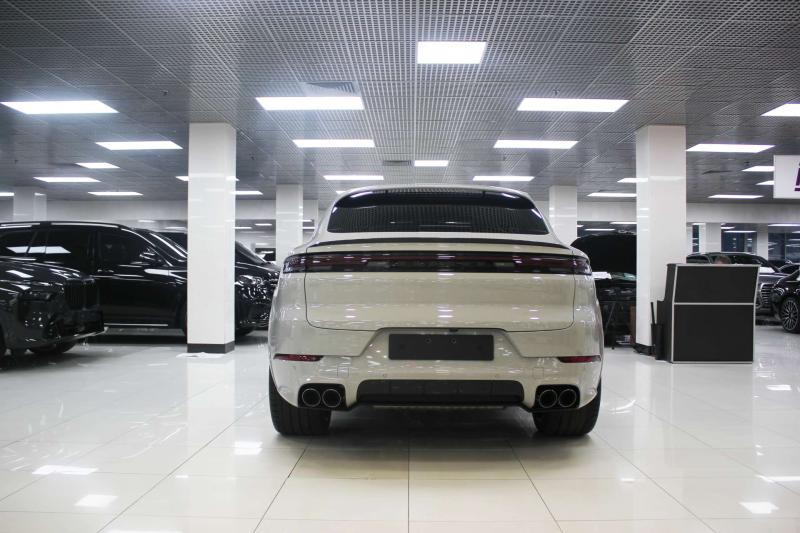 Porsche Cayenne III Рестайлинг Гибрид 4 л. 739 л.с. автомат полный