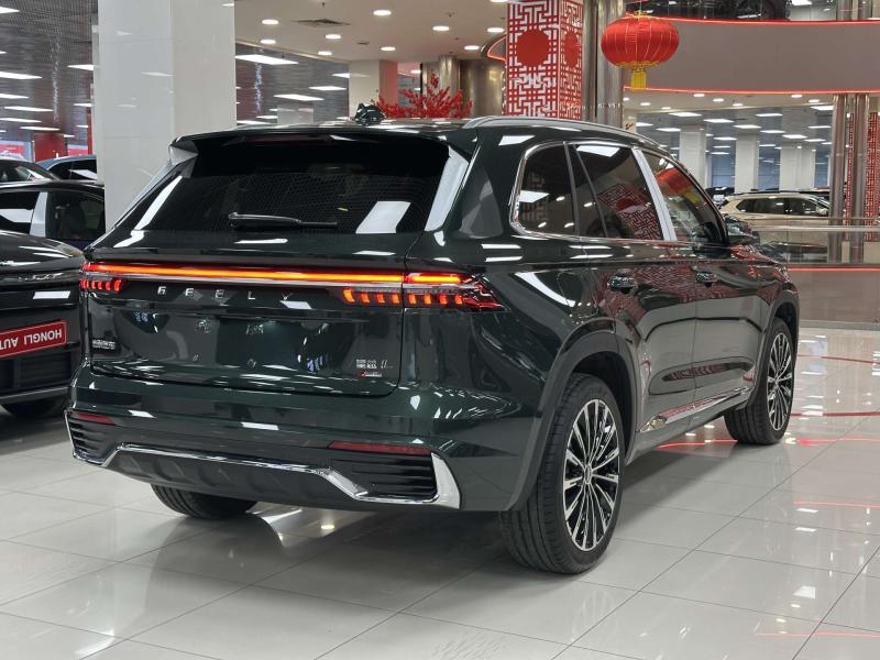 Geely Monjaro  Бензин 2 л. 238 л.с. автомат полный