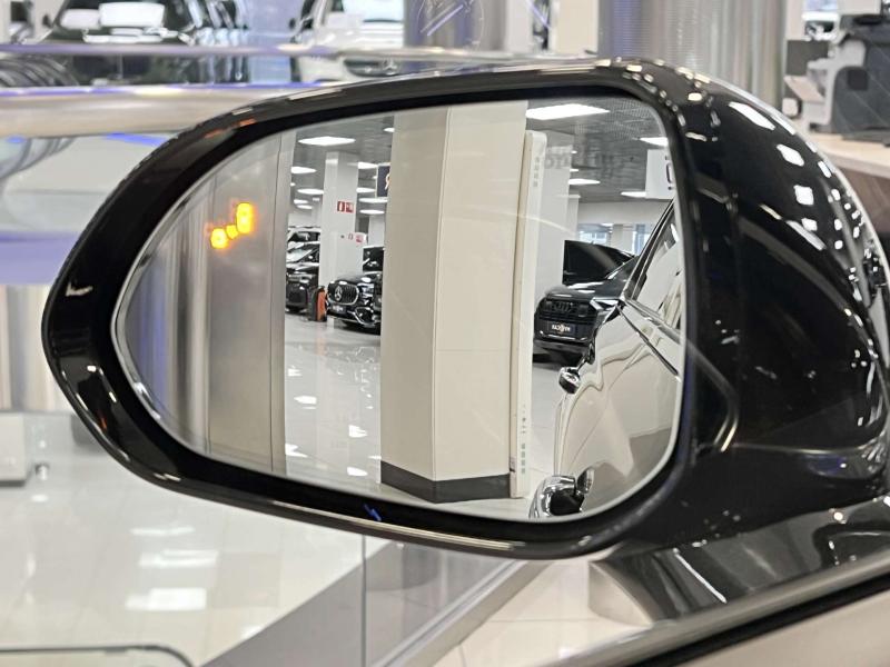 Genesis G90 I Рестайлинг Бензин 3.8 л. 309 л.с. автомат полный